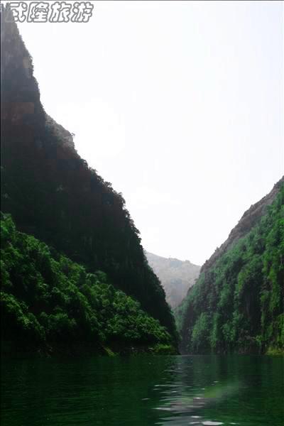 芙蓉江景点之“天门峡”