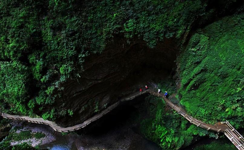 龙水峡地缝