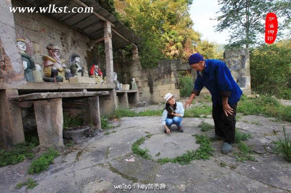 武隆旅游首席探索官下地狱闯石寺寻宝藏——大石箐石林寺