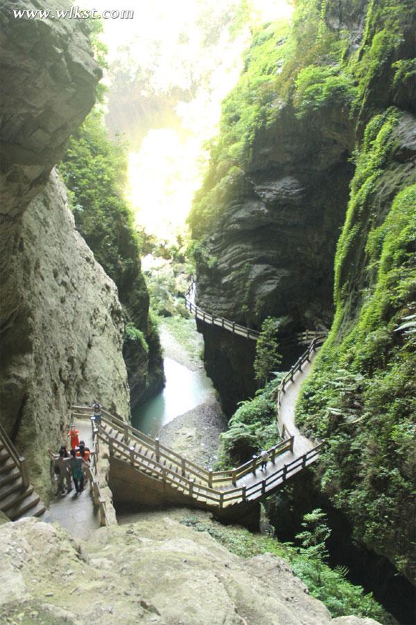 龙水峡地缝