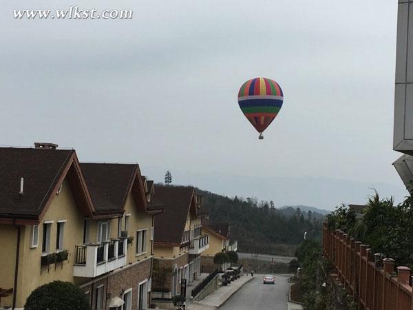 新年新高度 武隆高空旅游成元旦游客体验亮点