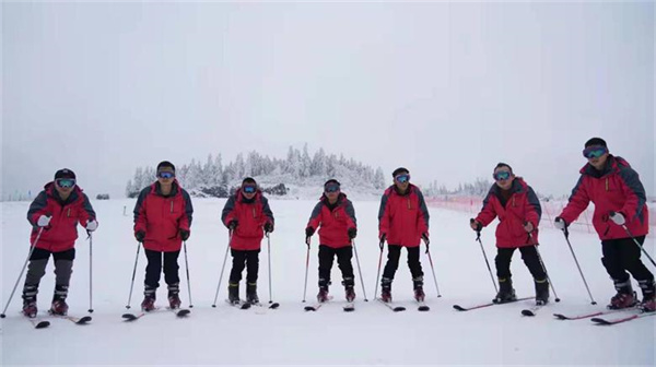 往年冰雪季图片