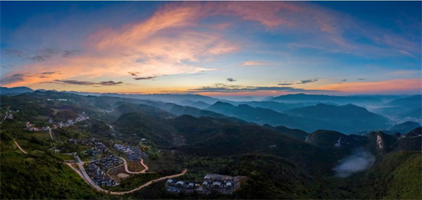 《骄阳伴我》取景地归原小镇